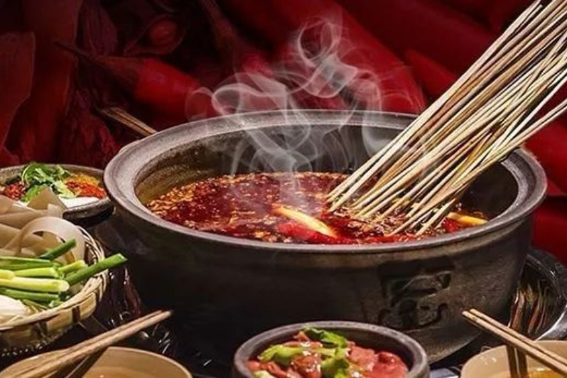 开串串香店倒闭的原因，串串香技术培训学校哪家靠谱？